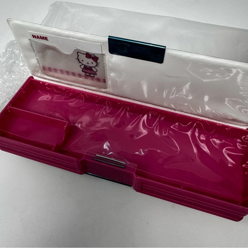 NEW 2013 Sanrio Double Sided Magnetic Hello Kitty Pencil Case Purple Vinyl NEW